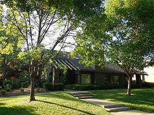 11473 Coloma Rd photo 1