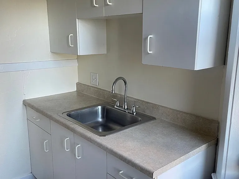 504 Beacon St #35 — Photo 6
