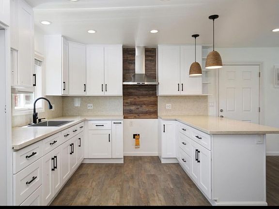 5th image of 10250 Elmore Ave #1/2