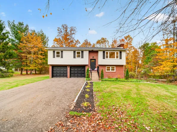12085 Skyview Dr, Edinboro, PA 16412