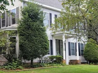 1 River Rd APT 1, Pepperell, MA 01463