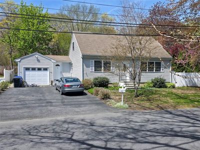 35 Boyd Ave, East Providence, RI, 02914