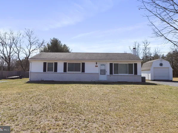 4120 Dixie Ave, Chambersburg, PA 17202