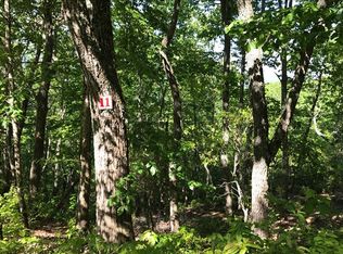 11 Chatuge Hts, Hayesville, NC 28904