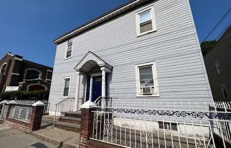 1st image of 1327 College Point Blvd #1
