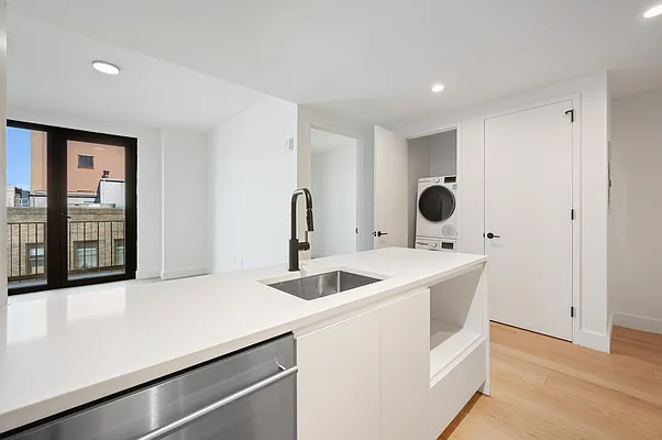 Rented by Living New York | media 31