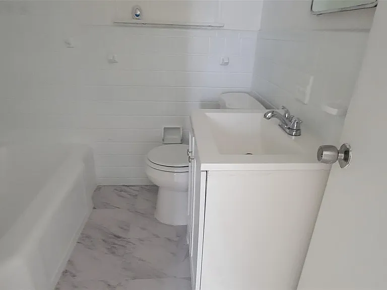2417 Hayes St #1 — Photo 7