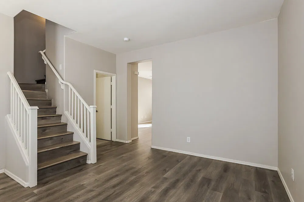 4 bed, 2.5 bath, 1598 sqft, $1,975 — Photo 4