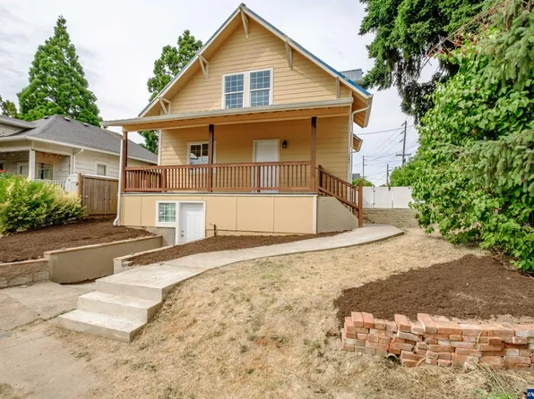1545 Trade St SE, Salem, OR 97301