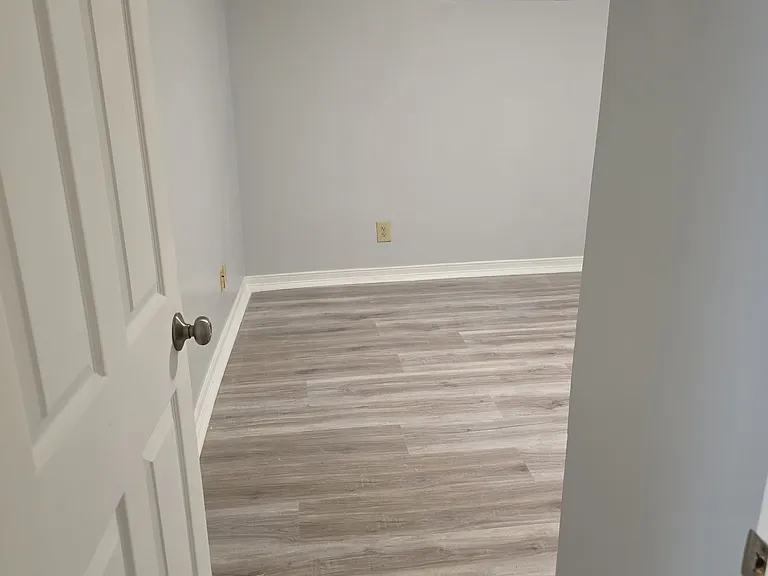 154 Middle St #1 — Photo 4