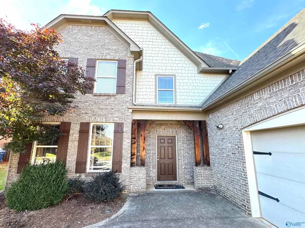 8 Maple Tree Ln SW, Huntsville, AL 35824