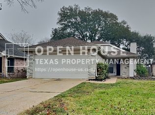 16915 Tranquil Dr, Sugar Land, TX 77498