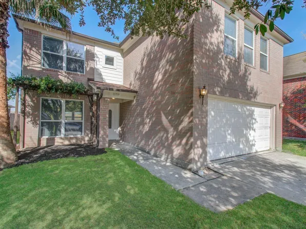 11719 Cabot Hill St, Houston, TX 77044