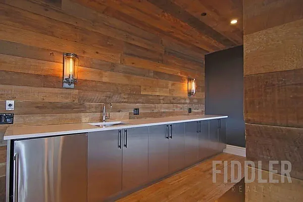 Rented by The KCI Group | media 5