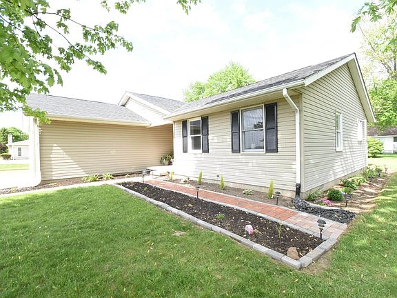5th image of 615 Gregory Ln