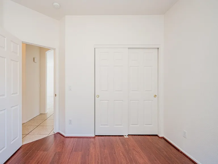 12541 W Jefferson St — Photo 19