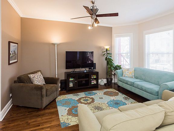 5th image of 3069 N Elbridge Ave