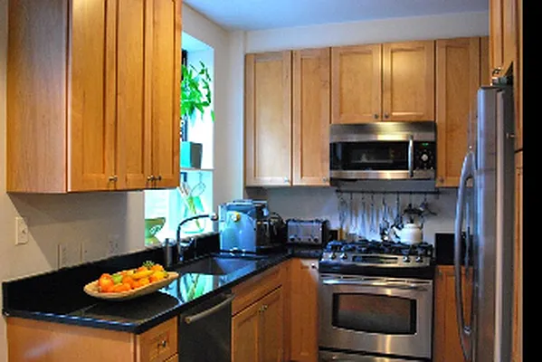 Rented by Corcoran | media 6