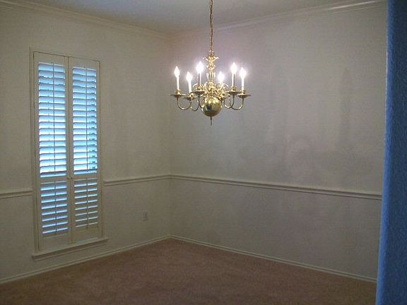 4th image of 209 Meadow Brook Dr