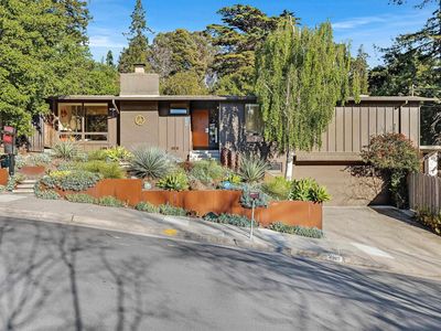 4985 Hedge Ln, Oakland, CA, 94602
