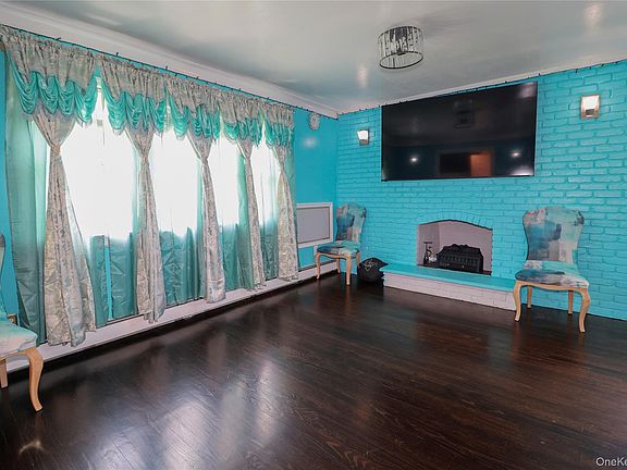3rd image of 23 Peters Boulevard