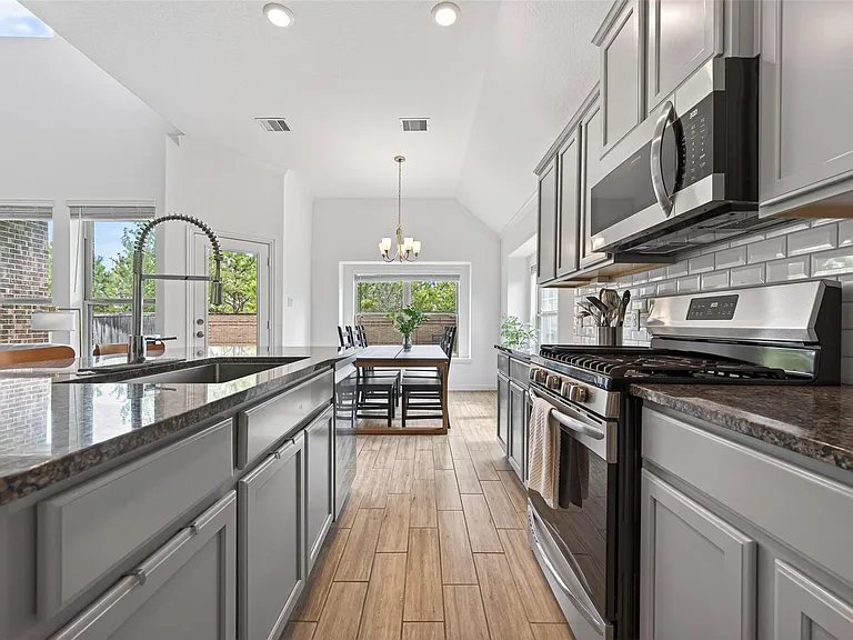 19115 Falkenstein Castle Way — Photo 13