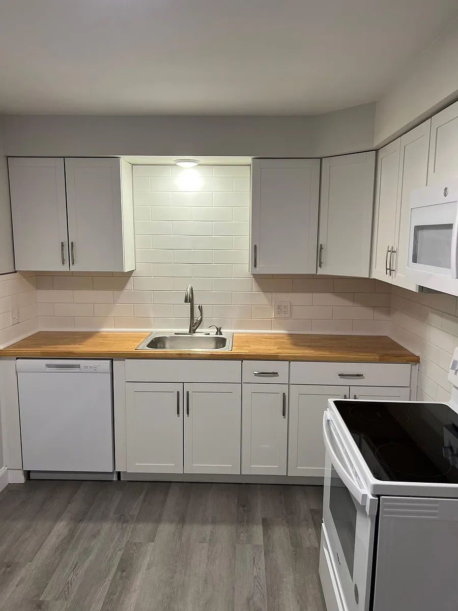 Building Photo - 5014 Glenwood Ave #6