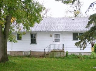 267 E Walnut St, Newell, IA 50568