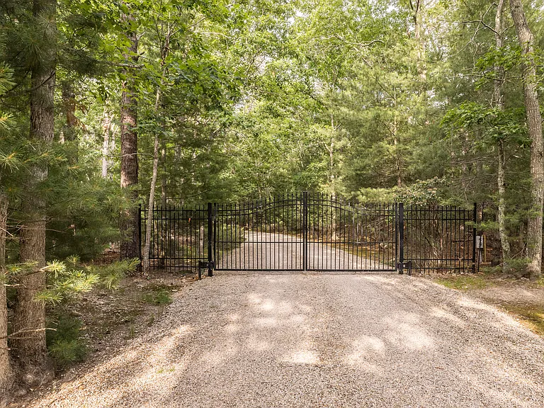 Hands Creek Rd — Photo 8