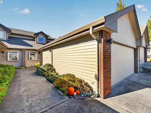 2449 NW Logan St, Camas, WA 98607