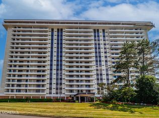 1 Channel Drive #1705, Monmouth Beach, NJ 07750
