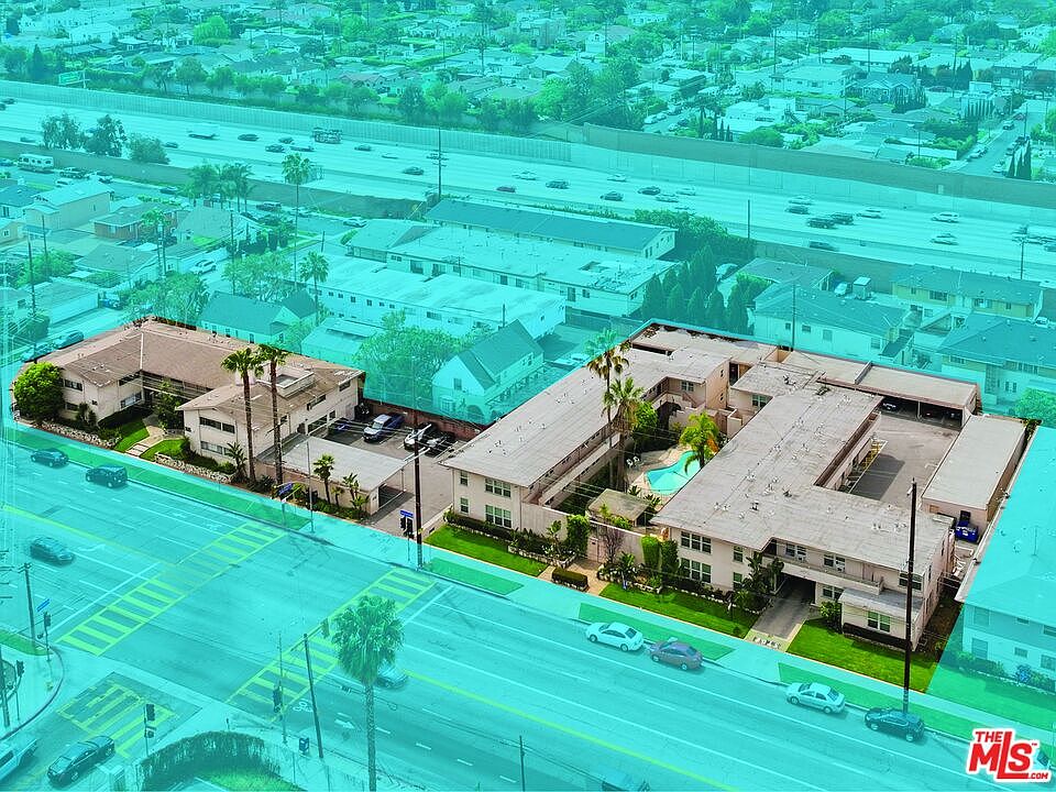 1st image of 3585 S Sepulveda Blvd
