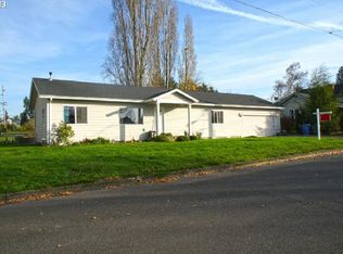 190 Buchheit St, Mount Angel, OR 97362
