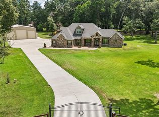 21999 Blazing Trl, New Caney, TX 77357