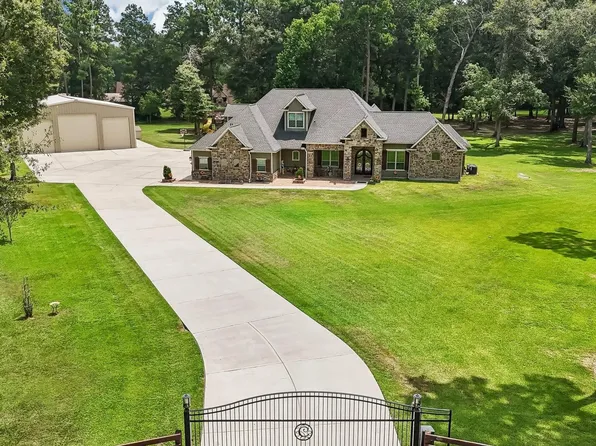 21999 Blazing Trl, New Caney, TX 77357