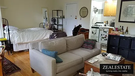 Rented by ZealEstate Group Inc