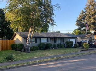 792 Laksonen Loop, Springfield, OR 97478