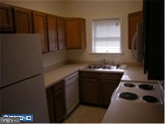 Picture of Unit C Kitchen - Similar Layout