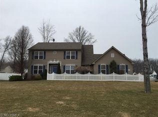 4842 Deer Run Dr, Lorain, OH 44053