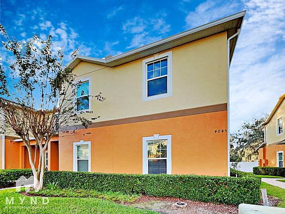 3rd image of 4045 Winding Vine Dr