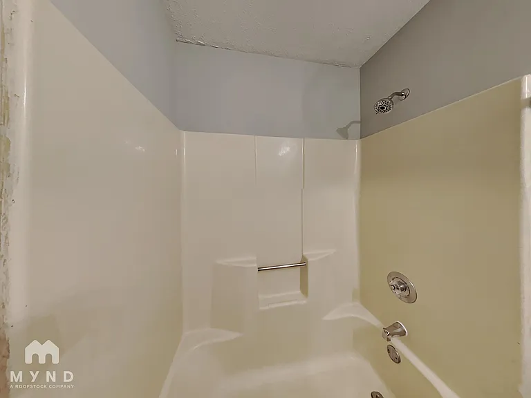 1186 Bay Ridge Dr — Photo 18
