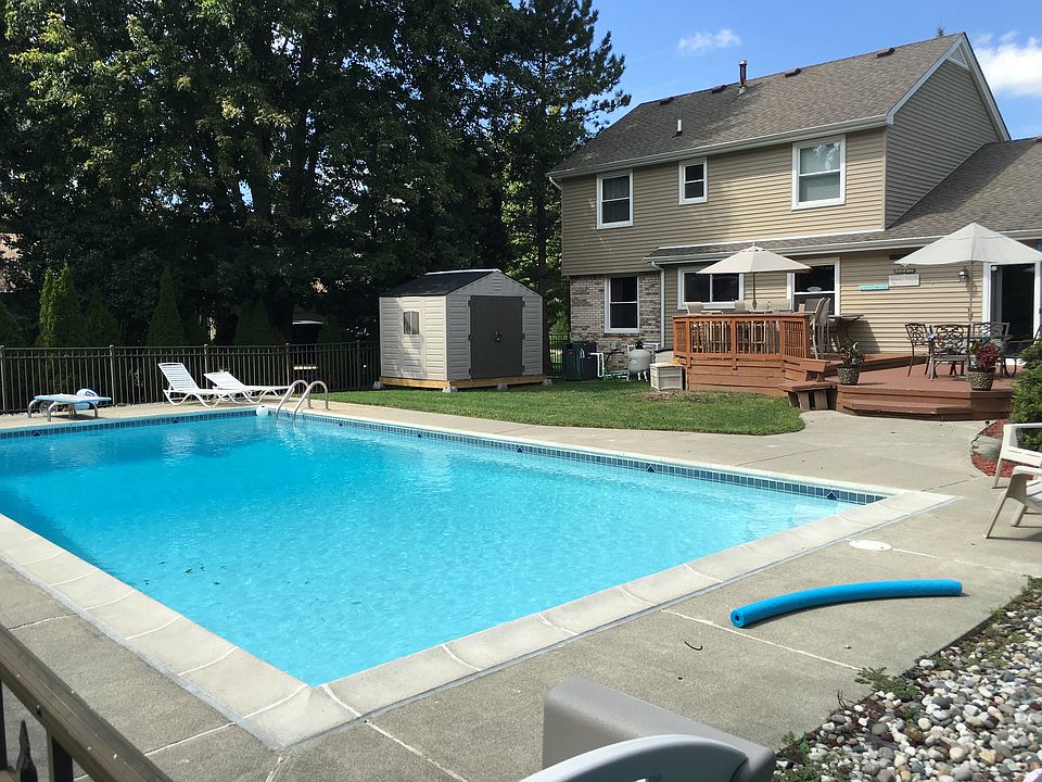 1st image of 1411 Falcon Dr