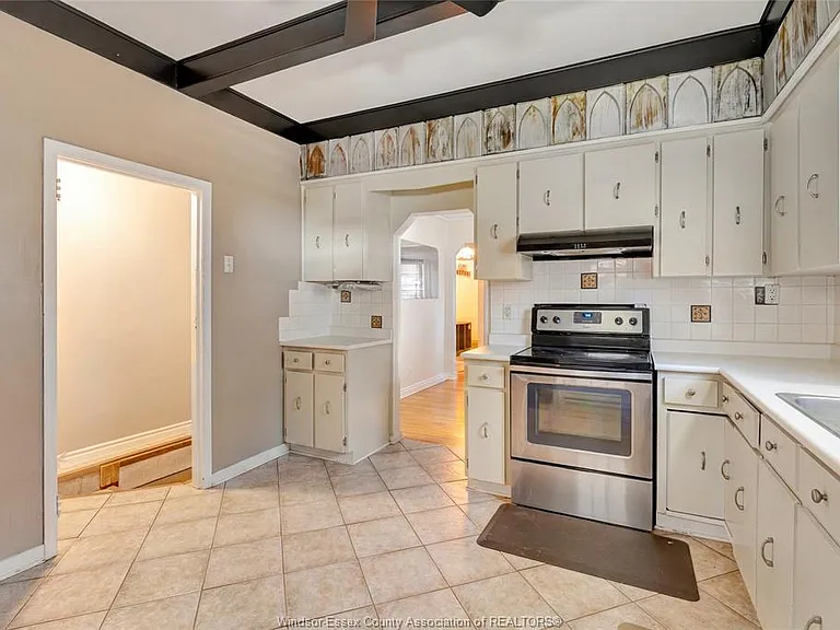 394 Cameron Ave — Photo 8