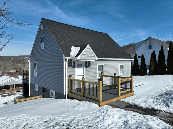 77 Walnut St, Clarksville, PA 15322