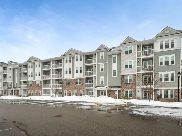 220 Martins Lndg Unit 411, North Reading, MA 01864