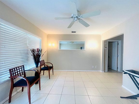 5th image of 5240 NE 1st Avenue