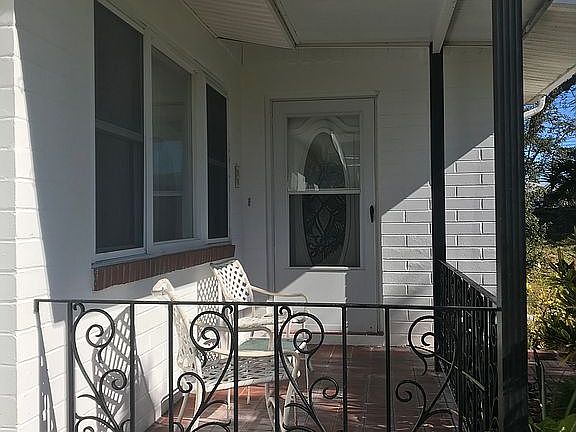 Front porch from side