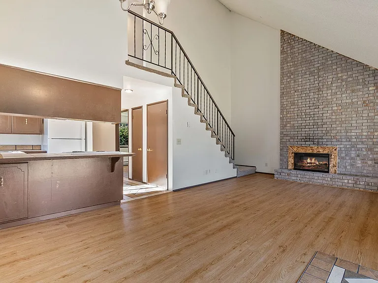 Olympia's Prine Villa Townhomes — Photo 13