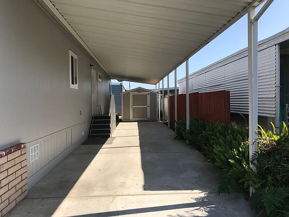 3rd image of 1750 Whittier Ave Space 31
