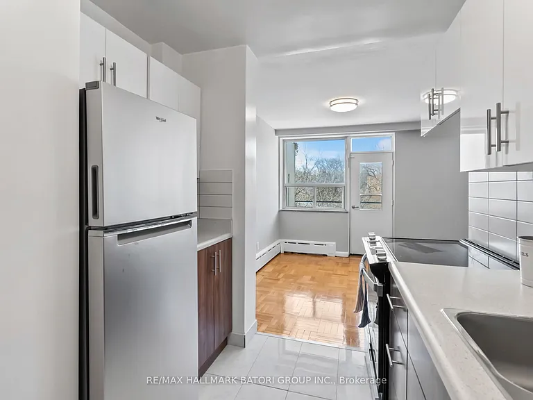 159 Russell Hill Rd #403 — Photo 30